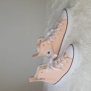 Converse CTAS Lugged Platform Hi Kids US 4 Coral/White/Black